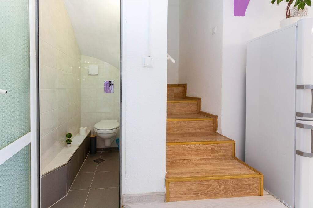 Sunny 2-Bedroom Maisonette Varna & Parking Ngoại thất bức ảnh